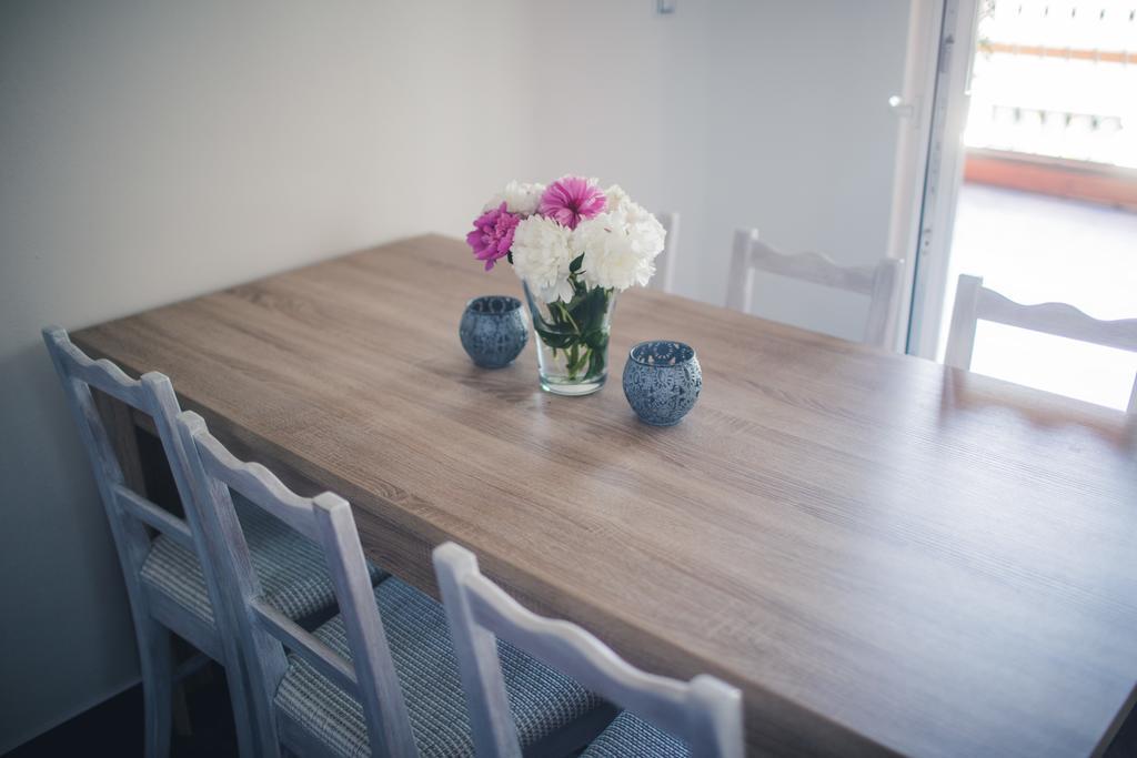 Apartmany U Papousku インドルジフーフ・フラデツ エクステリア 写真